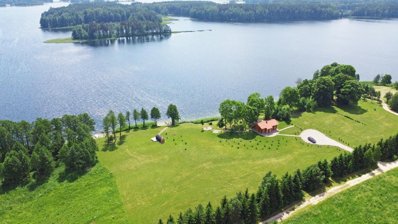 Meku Vila Degučiai Exteriör bild