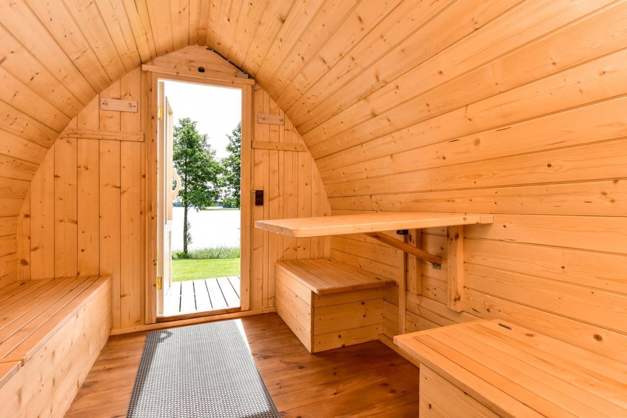 Meku Vila Degučiai Exteriör bild