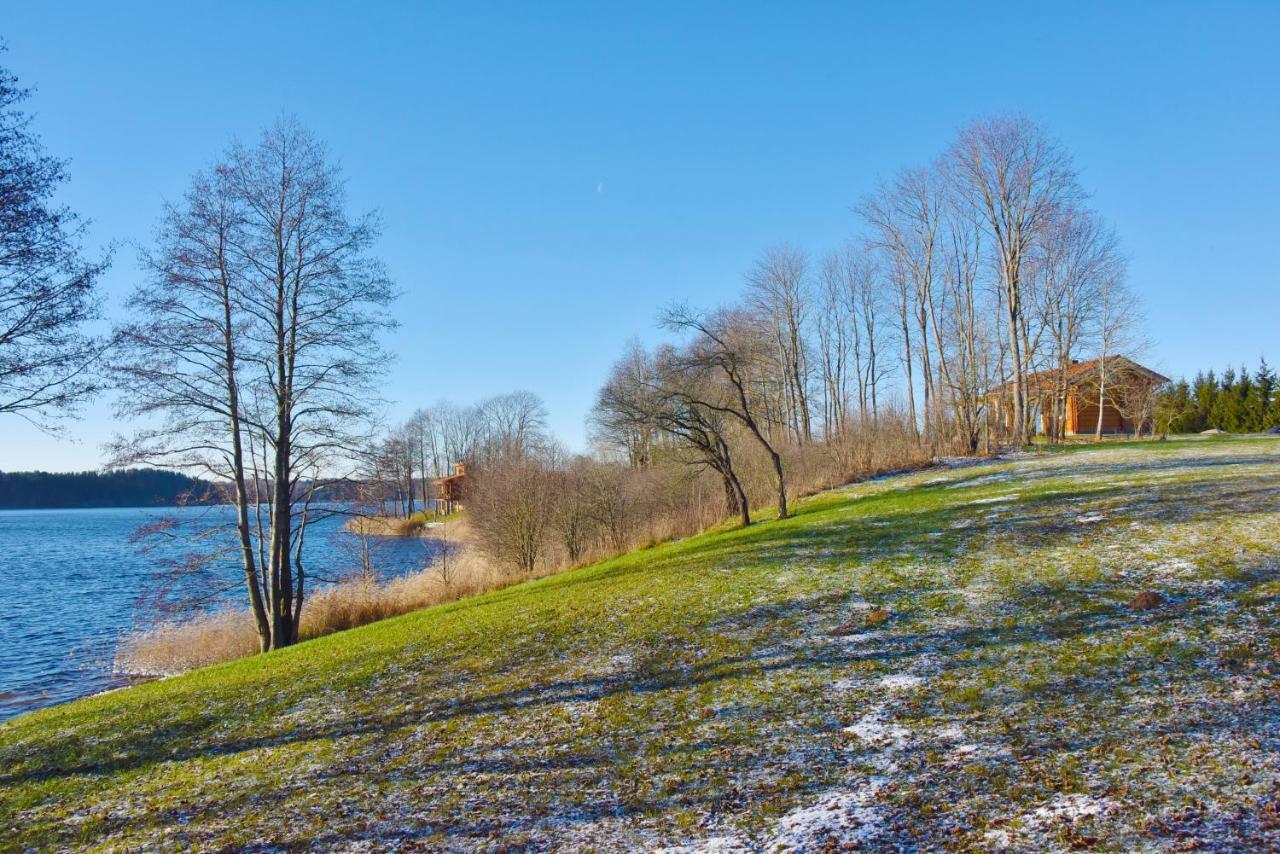Meku Vila Degučiai Exteriör bild