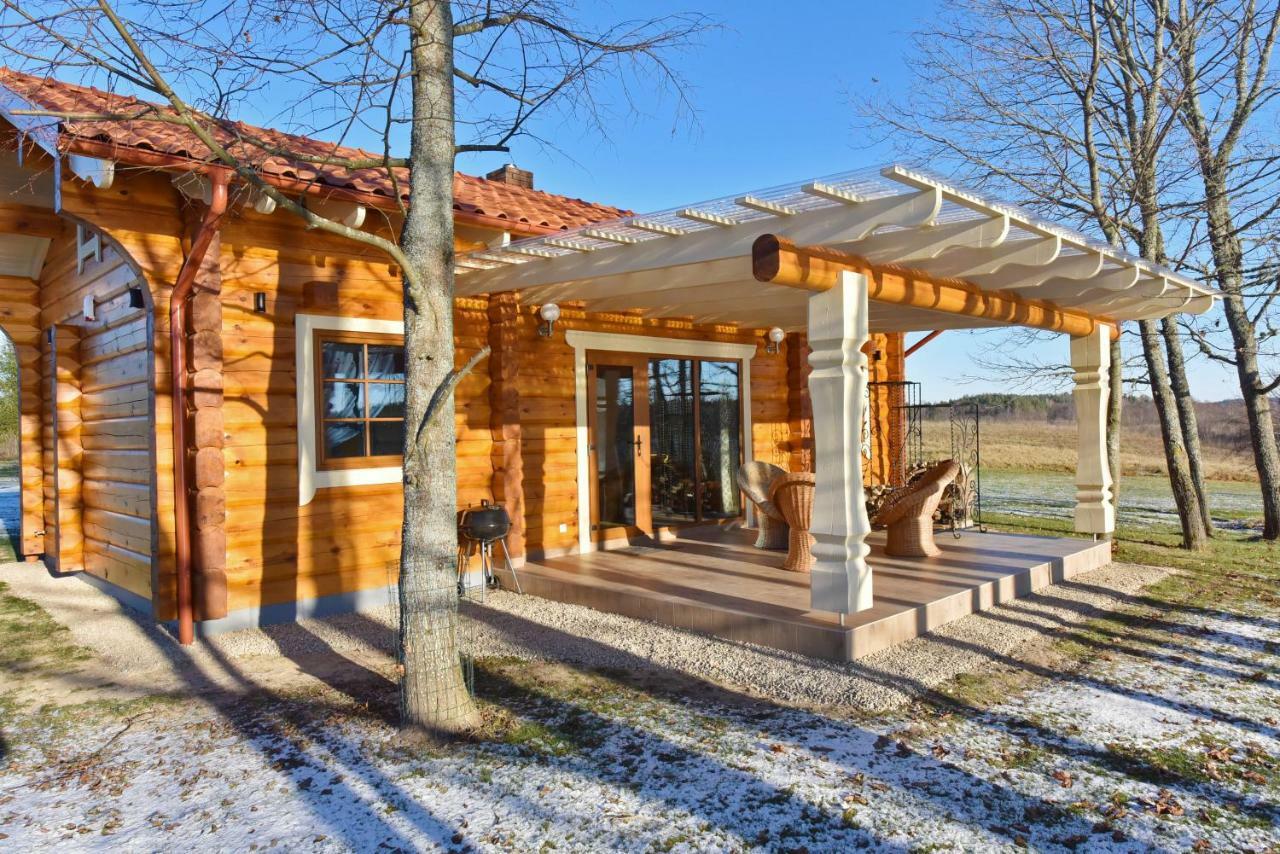 Meku Vila Degučiai Exteriör bild