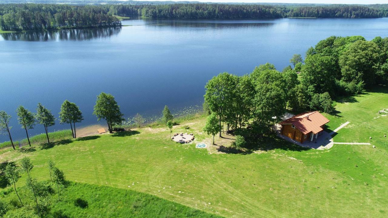 Meku Vila Degučiai Exteriör bild